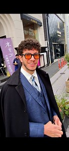 Apollo Vintage Haul: Zian's Fashion Transformation in Tokyo