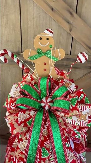 Learn how to make a tomato cage tree! Instructions at SweetAriaDecor dott comm #TomatoCageTree #tree