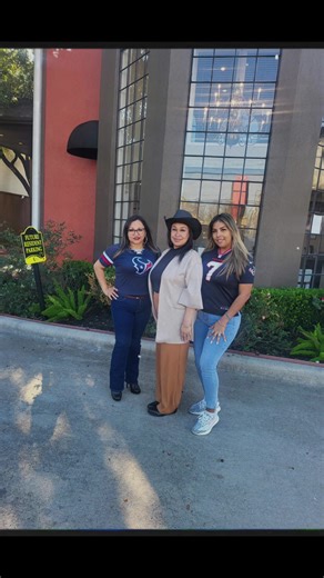 Game Day Ready at Watermill! Stop by for a Tour Today! #texansfootball #Texans #nflplayoffs #NowLeasing #houstontexans 🏈