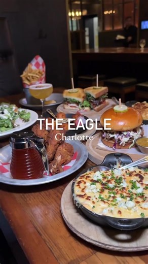 The Eagle Charlotte: Mouth-Watering Fried Chicken in South End