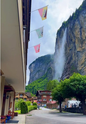 Switzerland Winter vs Summer: Top Sights and Seasonal Differences