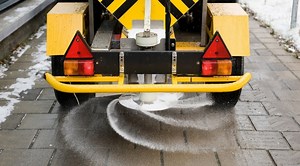 How to Properly Salt or Sand Your Driveway and Why It Is So Important