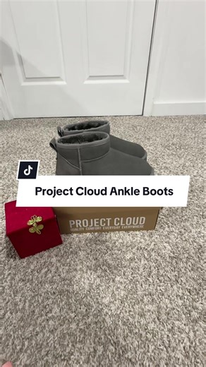 Project Cloud platform ankle boots for women with memory foam cushioning, a comfortable platform sole, and a versatile everyday style—all at an affordable price. The perfect budget-friendly ankle boots that don’t sacrifice comfort or style. #projectcloud #womensshoes #ankleboots #winterboots #giftsforher