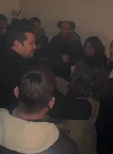 Exploring Solos' Emotional Journey in Eşref Ajan