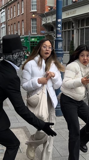 Beautiful girls, cute monsters #prank #scared #humor #Halloween #viralvideo | Tourmeka