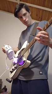 Beating a few notes 🥵 #music #humor #guitar #memes #mixer #foodie | Suena like Lucho