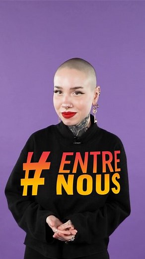 FRAICHES on Instagram: ""C'est en me coupant les cheveux, quand j'avais 11 ans, que je me suis rendu compte qu'on traitait les femmes différemment selon leur coiffure." @vmamck, @dsvrebecca, @larissatoutcourt & @callmecelice ont toutes les quatre les cheveux rasés. Elles reviennent pour nous sur ce choix, ainsi que sur les conséquences que cela a eu sur leur vie."