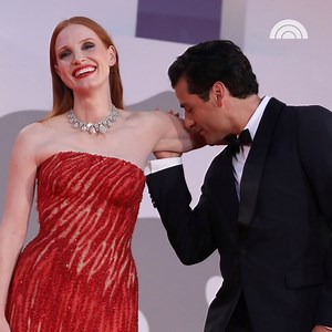 Jessica Chastain hilariously responds to flirty red-carpet video of her and Oscar Isaac. | Today Show