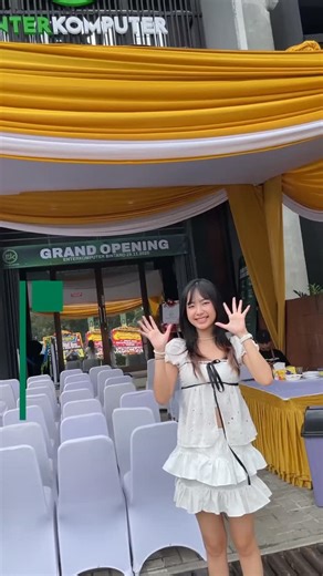 Bintaro on Instagram: "EnterKomputer resmi buka cabang baru lagi yang berlokasi di Bintaro! 📍 Ruko Bintaro Jaya Sektor 9 Jalan Kasturi HA1 No.17C, Pondok Pucung, Pondok Aren, Tangerang Selatan 15229. Buat kalian warga Bintaro dan sekitarnya yang mau beli PC, rakit PC, atau cari part–part komputer, bisa datang langsung ke cabang terbaru EnterKomputer ya. mumpung baru Grand Opening, jadi masih banyak promo menarik yang bisa kalian dapetin cuma bisa di Cabang EnterKomputer Bintaro ajaa.. More info