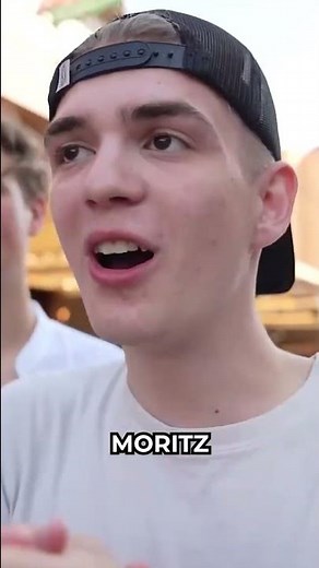 @HeyMoritz Auftritt im Bierkönig ! Ganzes Video jetzt auf meinem Kanal online!