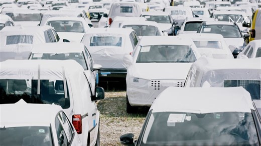 Auto Schweiz fordert Kurswechsel: wie die Überregulierung den Markt schwächt