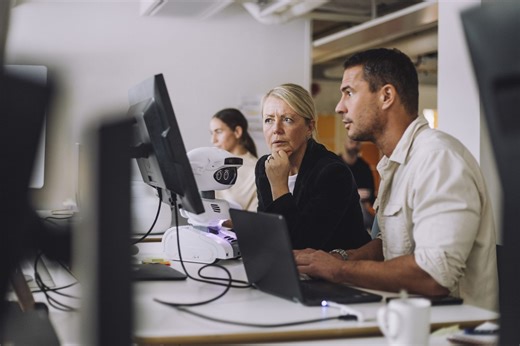 Last year, Accenture trained 550,000 workers in AI—now it’s warning senior staff to use it or don’t get promoted