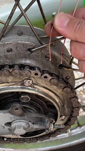 Simple Motorcycle Trick to Look Suspicious — Easy Bike Hack