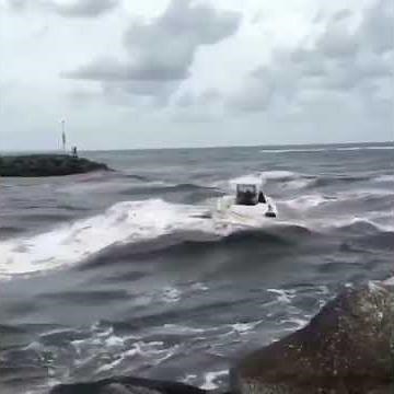 Jupiter Florida Inlet boat almost sinks in crazy accident.