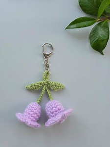 Crochet Lily of the Valley Keychain | Handmade Amigurumi | Bag and Backpack Charm | Kawaii Flower Charm | Gift Ideas | Party Favors - Etsy