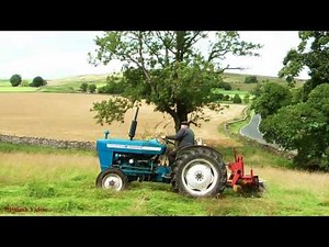 Mowing for Hay with Ford 3000.