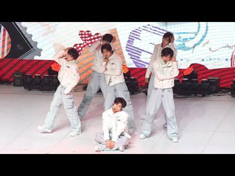 ［킥플립 직캠］특이점 (Crush) 4K fancam-260117 팬콘 서울