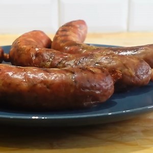 Kielbasa : LA saucisse polonaise fumée ! 🌭🔥 | Le Barbecue de Rafa
