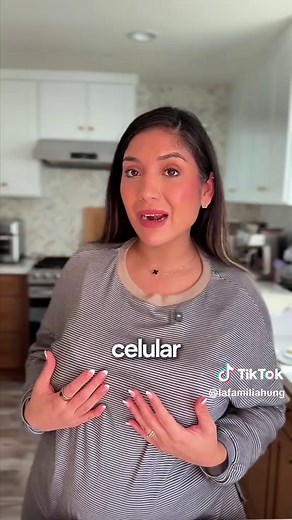 Con mi segunda bebé ha llegado la lactancia y algo que me ha ayudado es mi extractor inalámbrico Momcozy realmente me ha ayudado a liberar mis manos durante esta nueva temporada de la vida 🫶. A mí también me encantaría escuchar tu experiencia esos días de posparto, comparte tu historia de Momcozy conmigo. With my second baby, breastfeeding has become a big part of this new chapter, and something that has truly helped me is my wireless Momcozy breast pump. It has allowed me to free my hands duri