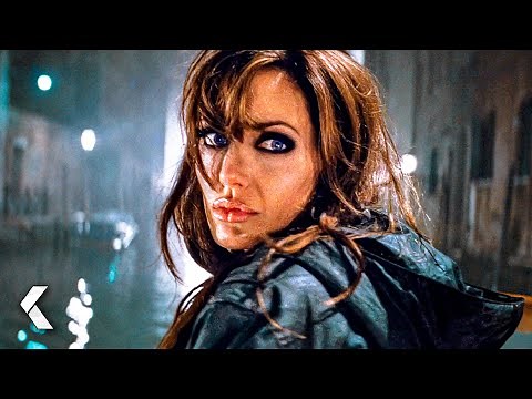 A Chase Across Venetian Canals - THE TOURIST Clip | Johnny Depp, Angelina Jolie