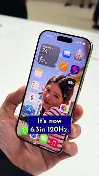 Hands-On with the New Green Apple iPhone 17