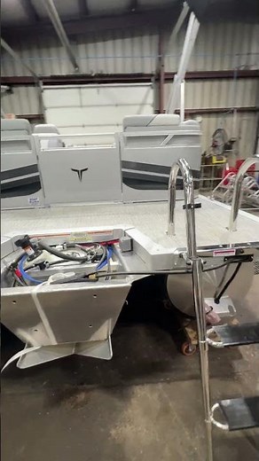 2026 Tahoe Sport 2180 Quad Lounge | Best Price in the Nation