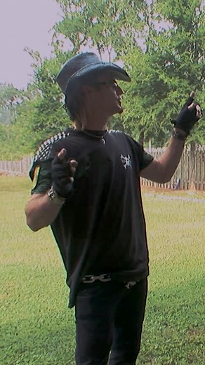 135K views · 3.6K reactions | Billy shares tips on getting rid of spiders around your home  | Billy the Exterminator on A&E | Facebook