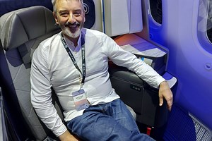 I tried out United Airlines’ new Dreamliner seats. These are the biggest changes