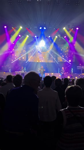 About last night Big NIGHT FEVER Party in Gent! 🕺🏼💃🏻🪩⚡️🔥💥 #night_fever_official #nightfeveratributetothebeegees #beegees #tribevents #night_fever_fanclub @Night_Fever_official @tribeventsnl