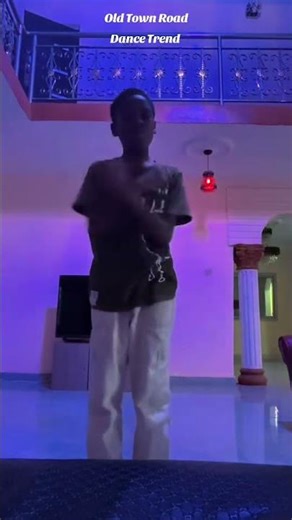 𝓞𝓵𝓭 𝓣𝓸𝔀𝓷 𝓡𝓸𝓪𝓭