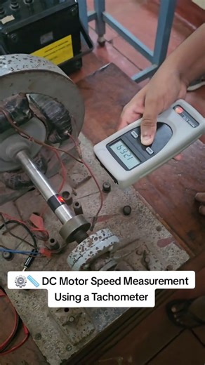 🔥 Real-Time RPM Measurement Using Tachometer ⚙️📊 #engineering #science #tachometer #shorts #stem