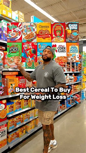 🥣 Best Cereals for Weight Loss (and for the whole family) 👇🏽 Let’s be real, most cereals are just sugar in disguise. If you’re trying to drop pounds, you need PROTEIN to keep you full, not a sugar crash. ✅ For Adults → Premier Protein Cereal 🔹20g Protein 🔹5g Fiber 🔹Only ~180 Calories per serving Perfect for crushing cravings and staying lean. 👧🏽 For Kids → Ghost Protein Cereal 🔹17g Protein 🔹4g Sugar 🔹Only ~150 Calories Tastes like their favorite cereal but keeps them fueled for school