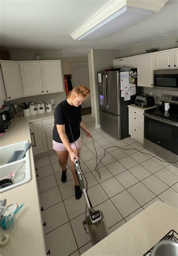 You know when I look like this, reset day for me & the house 🤌🏽 I miss you guys reallll bad 🥹 I love all of the messages I’ve been getting lately and I appreciate you for thinking of me even when I’m not active 💕 I had to take a little break and I’ll explain myself in another video but Happy Saturday my loves 💕 blessings to you all this weekend & I hope you all have a good night and day tomorrow, if you don’t plan on going to service GOOOOO! I will see you soon my babies kisssesss to you al