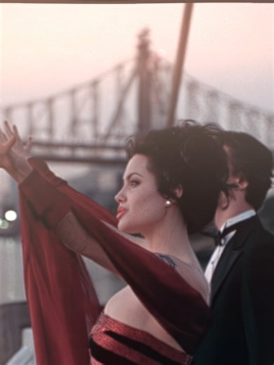 Exploring Gia Carangi's Legacy Through Angelina Jolie