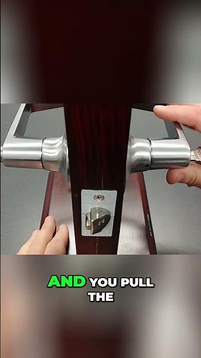 Rigid vs Clutched Levers: Understanding Door Lock Mechanisms