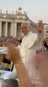 Kad se pogled mladih susretne s pogledom pastira – pet sekunda koje pamtiš cijelog života. 🤍 📷 Nikola Baće | Hrvatski katolički radio