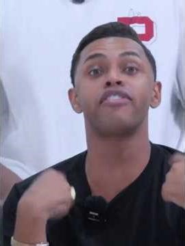 "Do you use dental floss?" 🤣🤣🤣