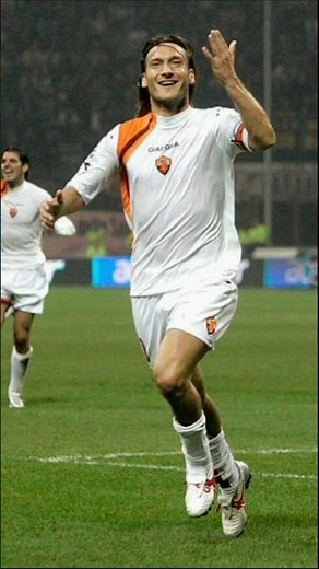 FRANCESCO TOTTI 🇮🇹 – GOAL VS INTER 🇮🇹 (2005)