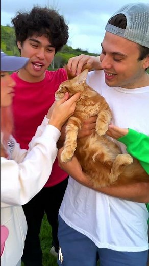 SURPRISING MY TWIN WITH HIS DREAM PET!!