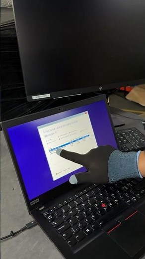 Windows 11 on Lenovo | Install it in 30 seconds with this trick