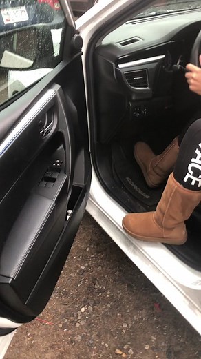 How to Test Your Car Battery Voltage Effectively