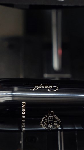 🎶 A Musical Journey Through the Making of the Concept Baritone Mouthpiece Through Conception, a piece by Gilles Arcens, the musicians Matthieu Delage, Géraud Etrillard, Hugo Schmitt et Thomas Barthelemy take us behind the scenes of the Concept Baritone Mouthpiece. 🎷 An original SELMER Paris commission, the performed piece pays tribute to the depth and flexibility of the baritone saxophone’s sound, with writing that is alternately lyrical, rhythmic, and radiant, revealing the full expressive ra