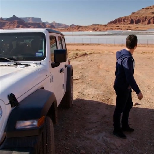 What Are These Electric Ponds In The Middle Of The Utah Desert? | Veritasium