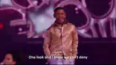 And there is actually a choreography, now what is so hard making this kind of performance as well 🤨(usually I don't like when ppl start posting abt their faves to show superiority but this can set as example & comparison, so this pretty valid besides it's actually queer so yeah)