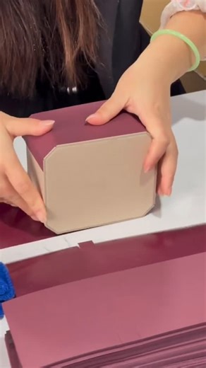 Mina Chen | Factory Diary: How to make a box？ #factory #packaging #box #style #lifestyle #giftbox | Instagram