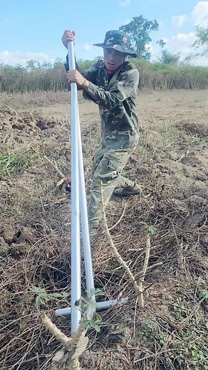 Effective Techniques for Manual Trenching and Digging