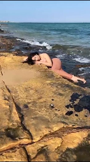 Omg are you ready ?🌊 By @bolbol_photographer https://instagram.com/donnamohamedofficial?igshid=178bixmlb5pmo #Thebest #bestmodel #Donna | Donna Mohamed