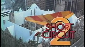 Трейлеры фильма «Короткое замыкание 2» (1988): смотреть онлайн на русском и английском