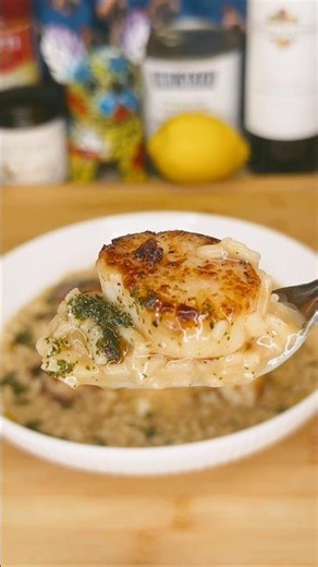 Seared scallops over lemon-parmesan risotto #Scallops #Risotto #DateNight #DinnerIdeas #Seafood