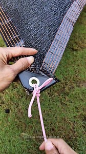 This trick for tying the ends of the tent is not difficult for the user, because besides being easy to tie, this knot is also easy to untie.👍 #knot #tentropes #camping #lifestyle #fyp | Hafiz Munggaran